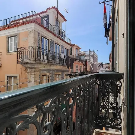 Lejlighed Bairro Alto Classic By Homing Lisboa